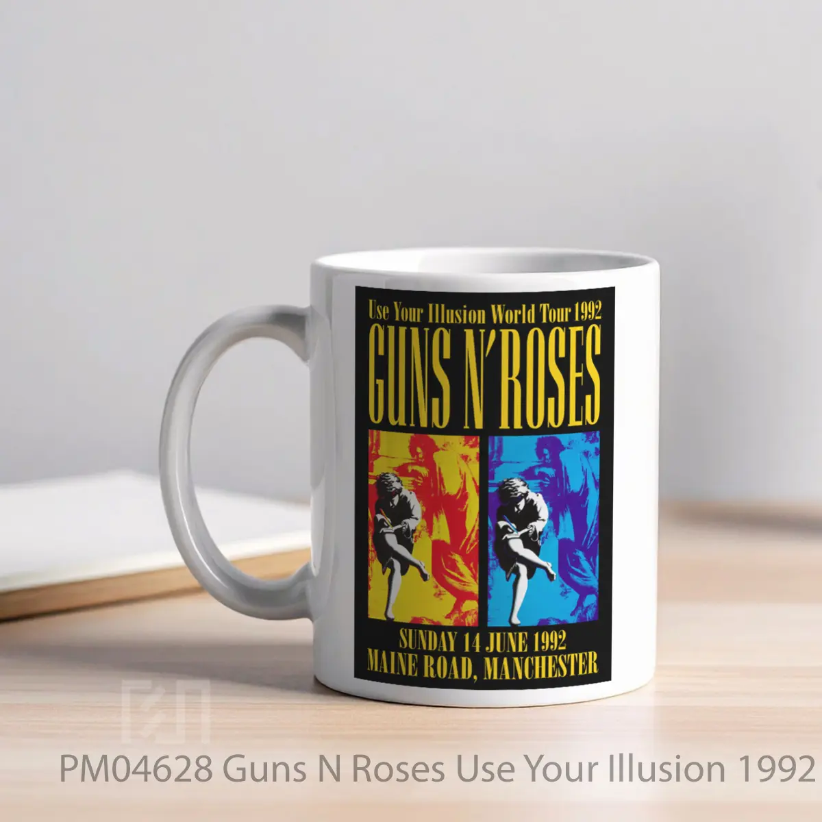 Mug Guns N Roses Use Your Illusion 1992 Uk Tour Manchester Maine Road MPM04628 - All-side / Desain