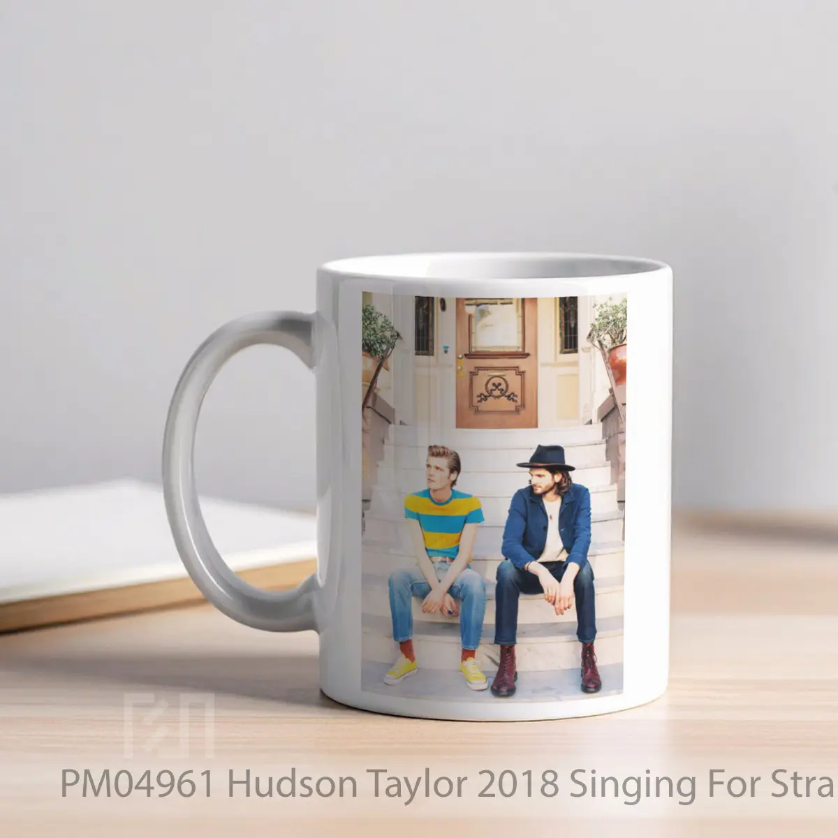 Mug Hudson Taylor 2018 Singing For Strangers Uk Tour P MPM04961 - All-side / Desain