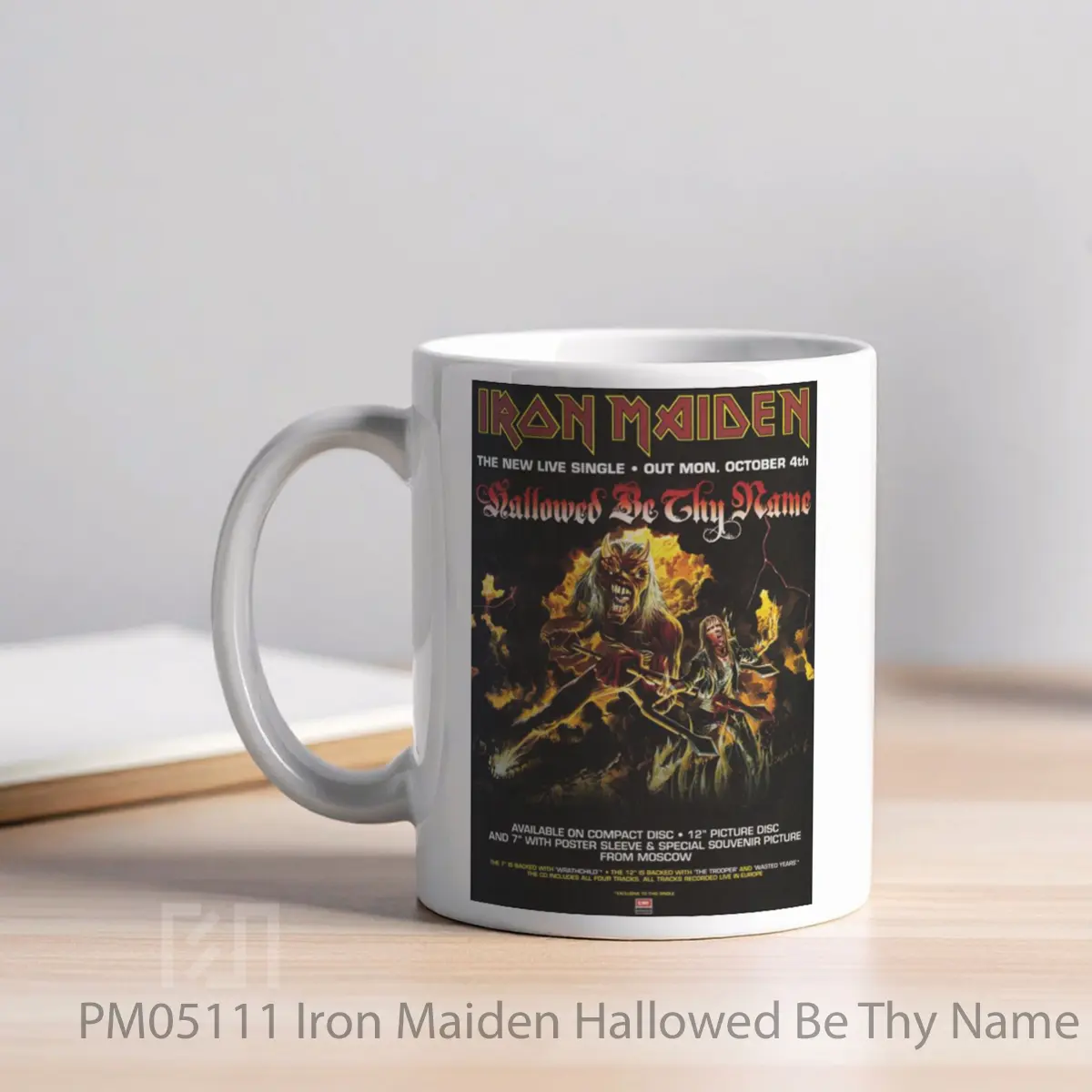 Mug Iron Maiden Hallowed Be Thy Name MPM05111 - All-side / Desain