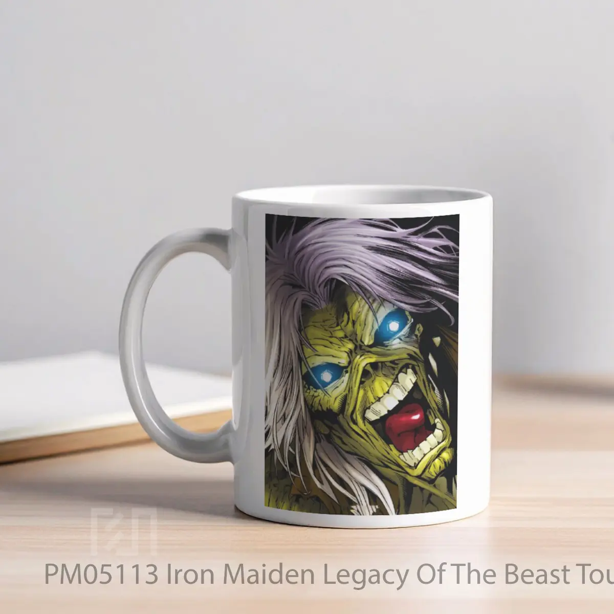 Mug Iron Maiden Legacy Of The Beast Tour 2018 MPM05113 - All-side / Desain