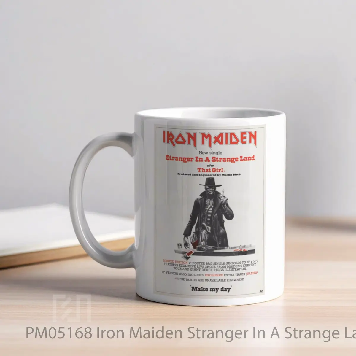 Mug Iron Maiden Stranger In A Strange Land MPM05168 - All-side / Desain