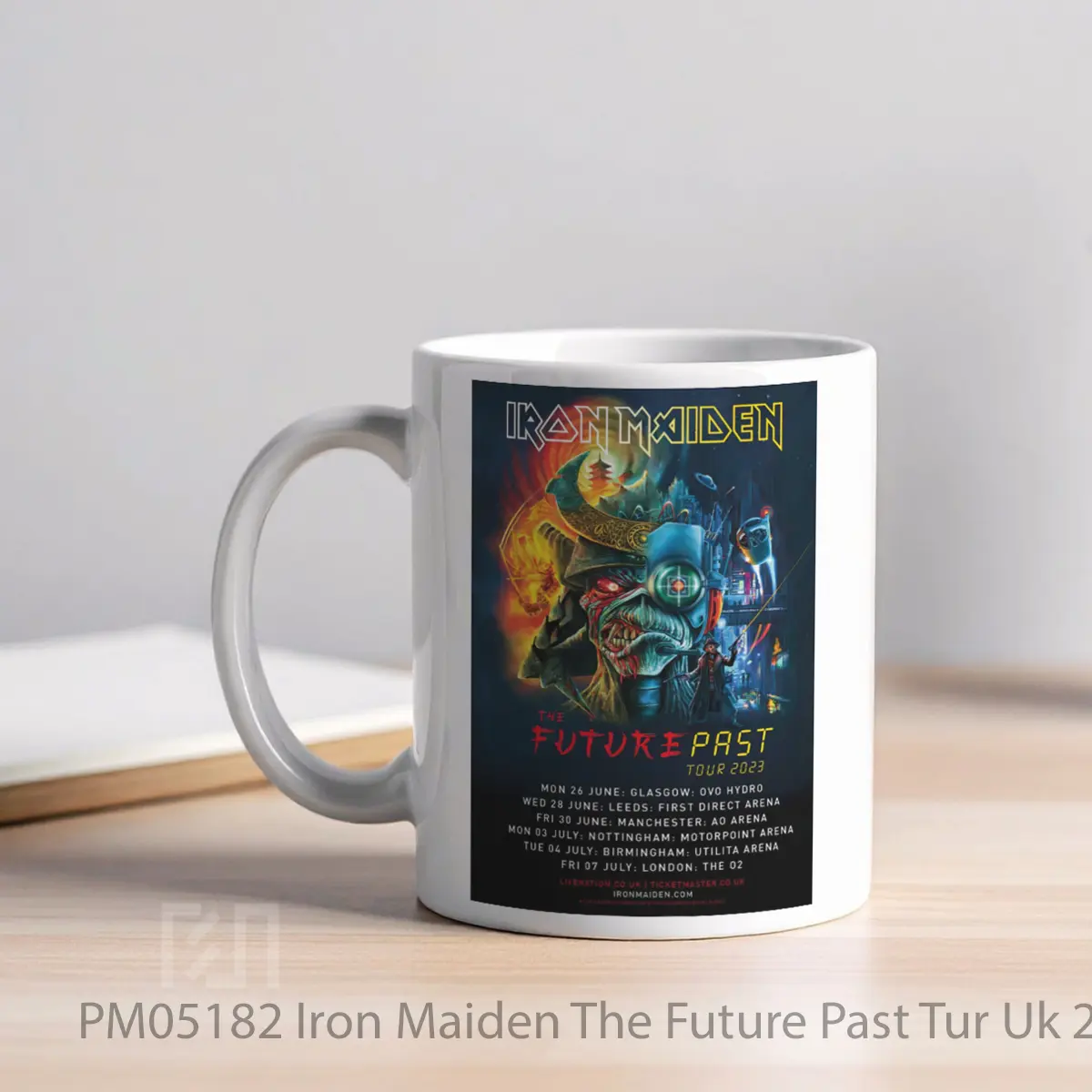 Mug Iron Maiden The Future Past Tur Uk 2023 MPM05182 - All-side / Desain