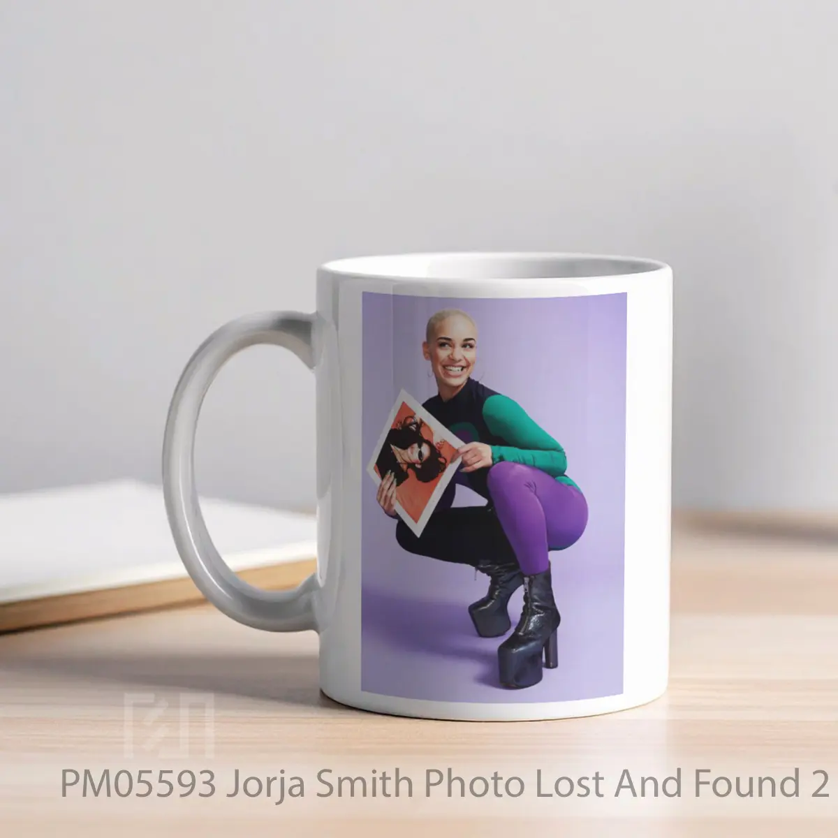 Mug Jorja Smith Photo Lost And Found 2 MPM05593 - All-side / Desain