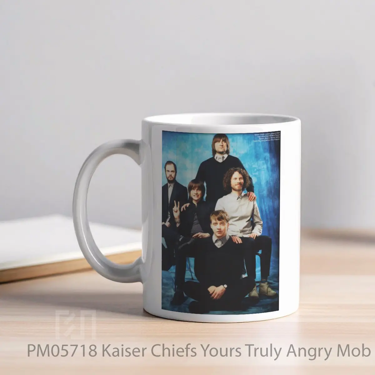 Mug Kaiser Chiefs Yours Truly Angry Mob MPM05718 - All-side / Desain