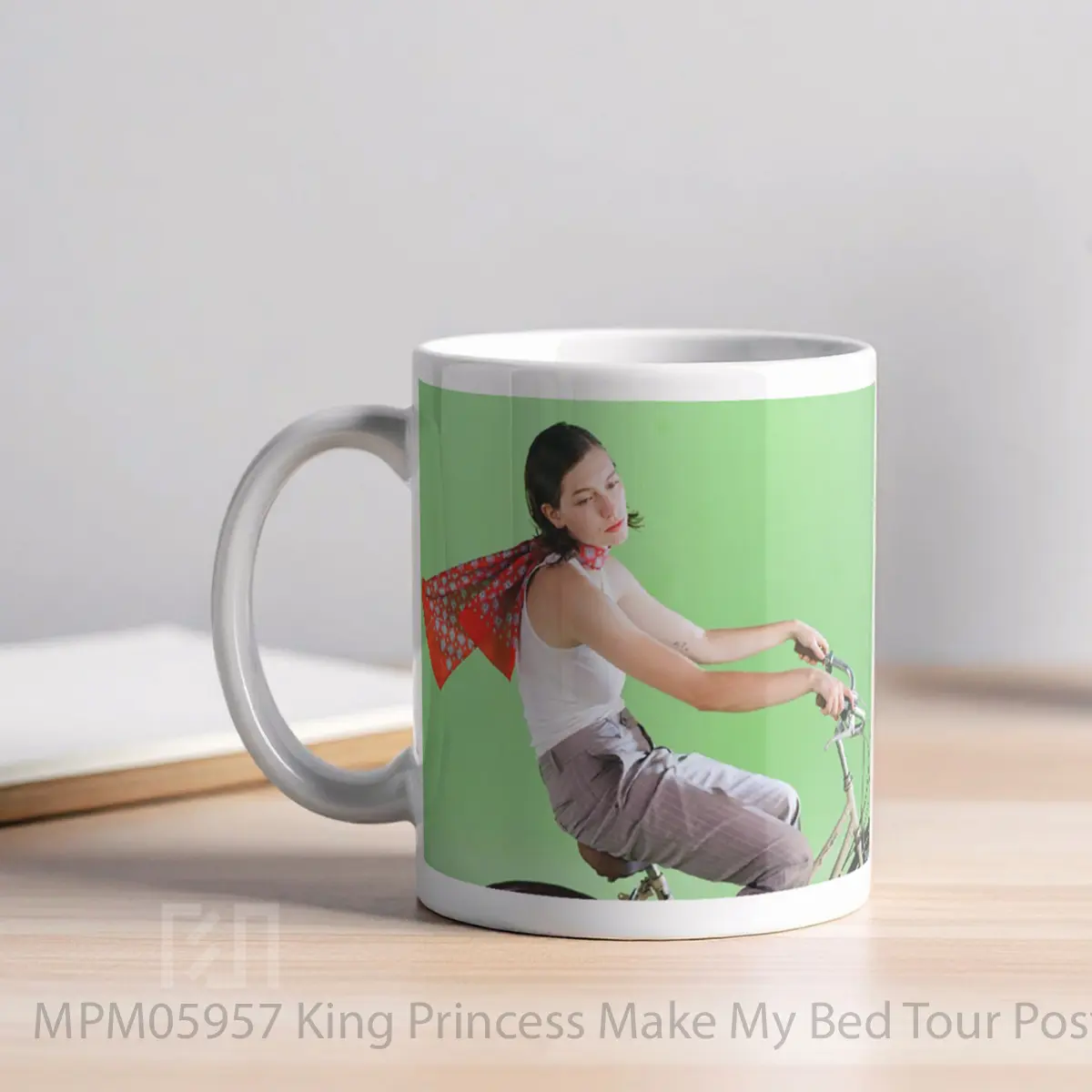 Mug King Princess Make My Bed Tour MPM05957 - All-side / Desain