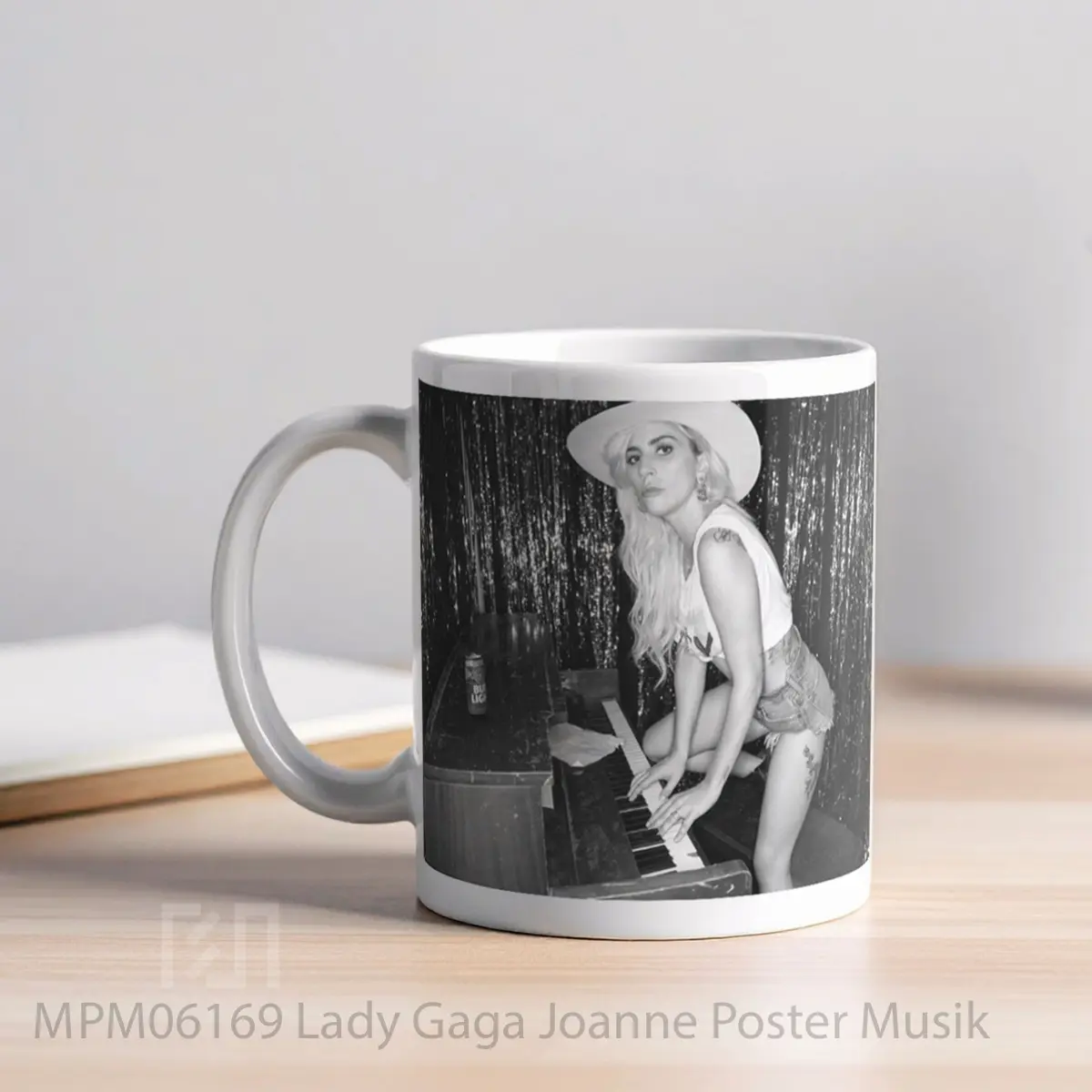 Mug Lady Gaga Joanne MPM06169 - All-side / Desain