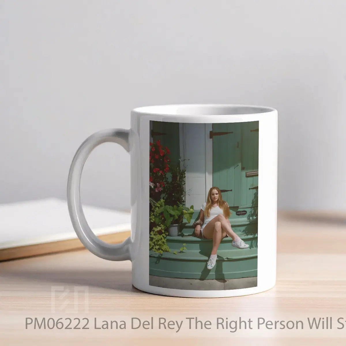 Mug Lana Del Rey The Right Person Will Stay Uk Tour 2025 2 MPM06222 - Tampak Kanan
