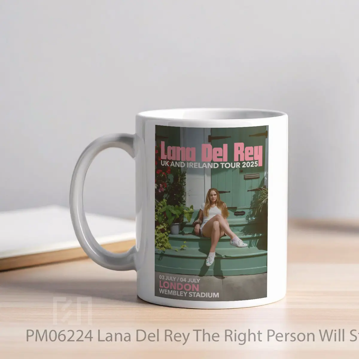 Mug Lana Del Rey The Right Person Will Stay Uk Tour 2025 MPM06224 - Tampak Kanan