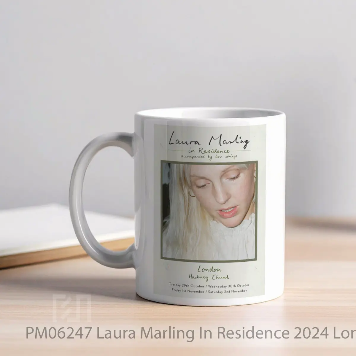 Mug Laura Marling In Residence 2024 London Hackney Church MPM06247 - All-side / Desain