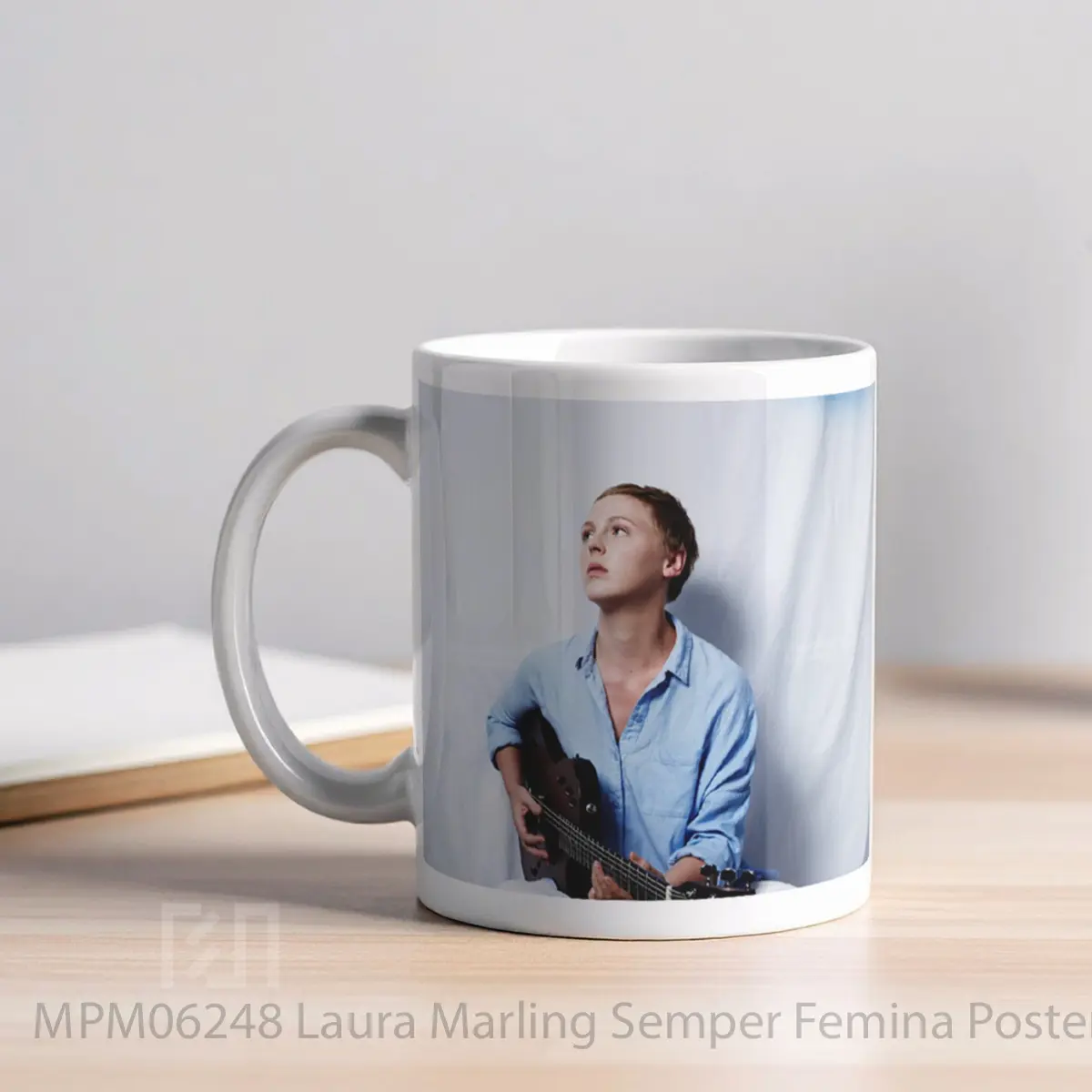 Mug Laura Marling Semper Femina MPM06248 - All-side / Desain