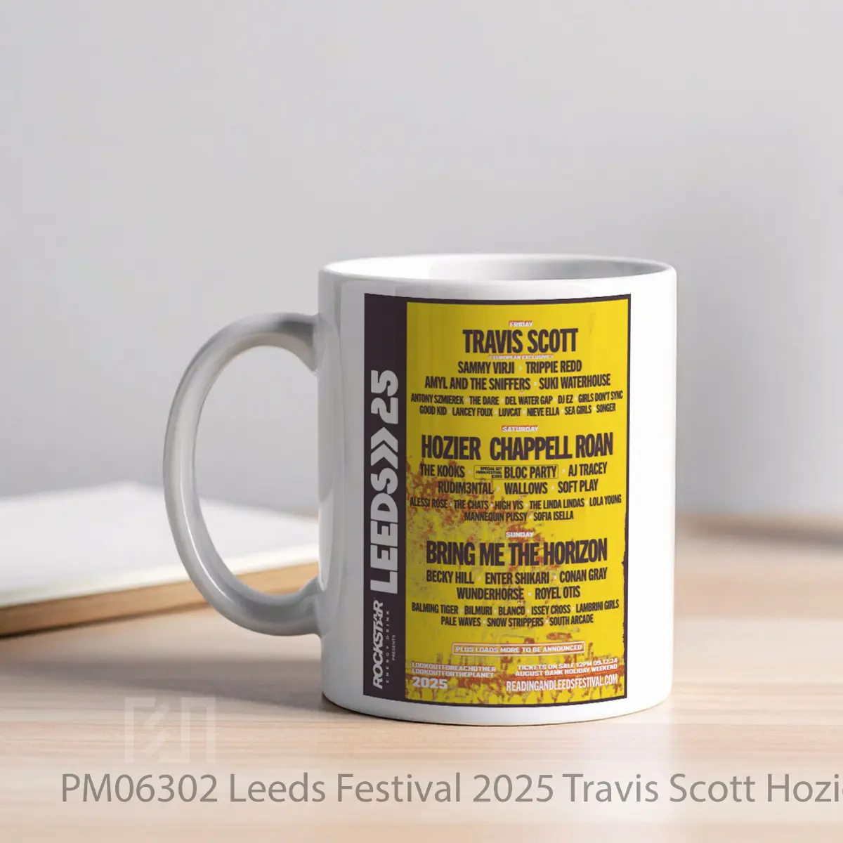 Mug Leeds Festival 2025 Travis Scott Hozier Chappell Roan MPM06302 - All-side / Desain