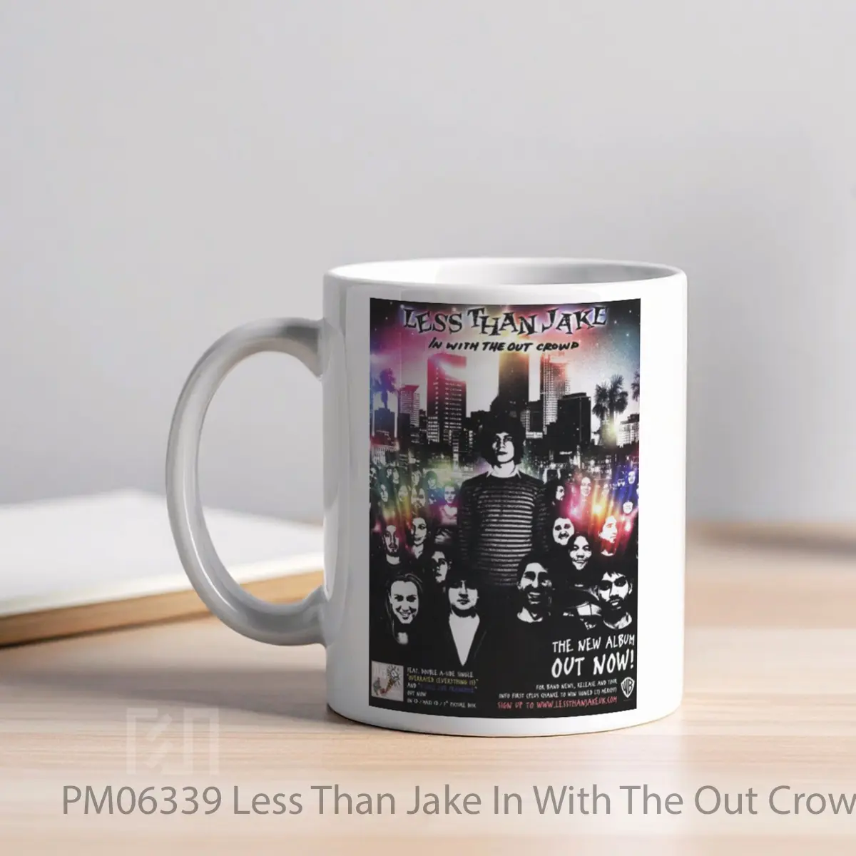 Mug Less Than Jake In With The Out Crowd MPM06339 - All-side / Desain