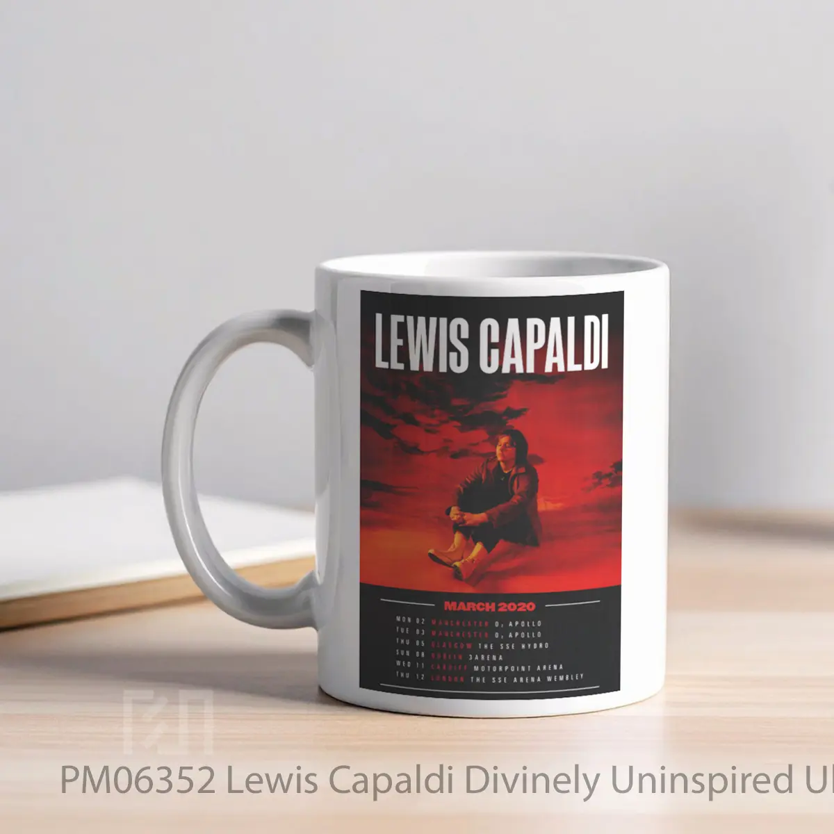Mug Lewis Capaldi Divinely Uninspired Uk Tour 2020 MPM06352 - All-side / Desain