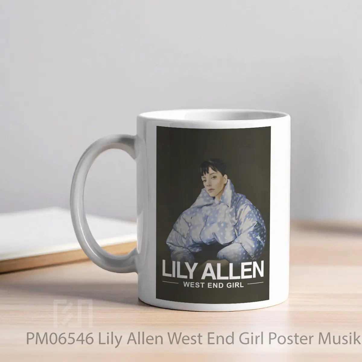 Mug Lily Allen West End Girl MPM06546 - All-side / Desain