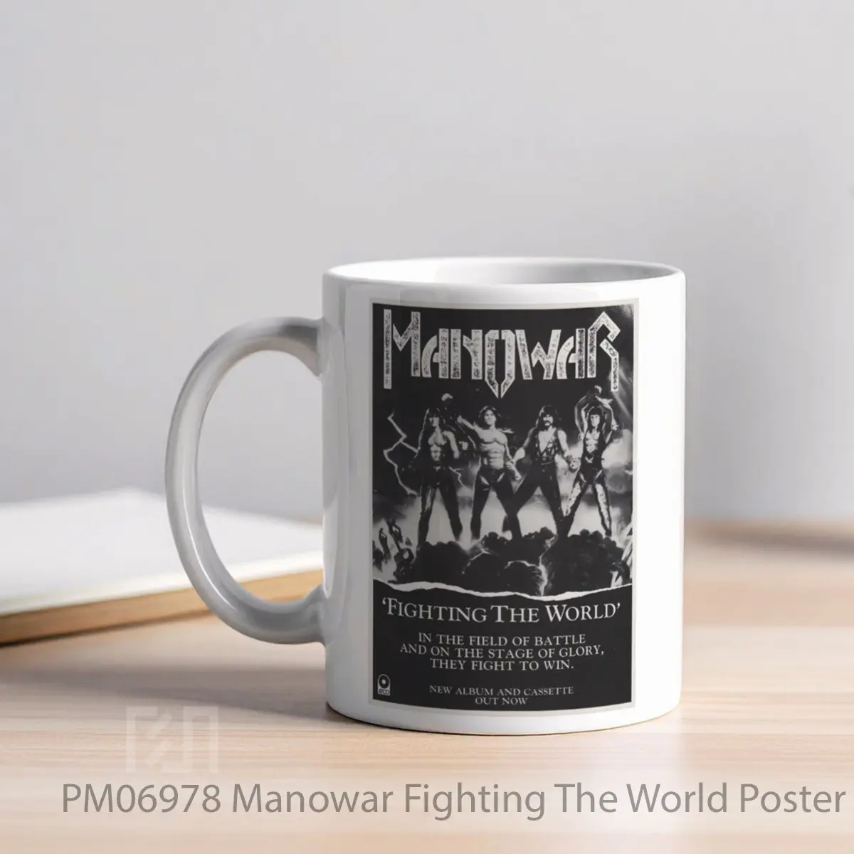 Mug Manowar Fighting The World MPM06978 - All-side / Desain