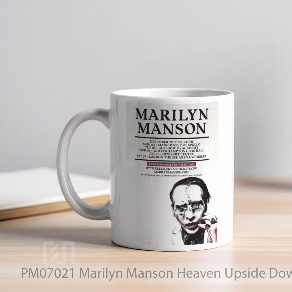 Mug Marilyn Manson Heaven Upside Down 2017 Uk Tour MPM07021 - All-side / Desain