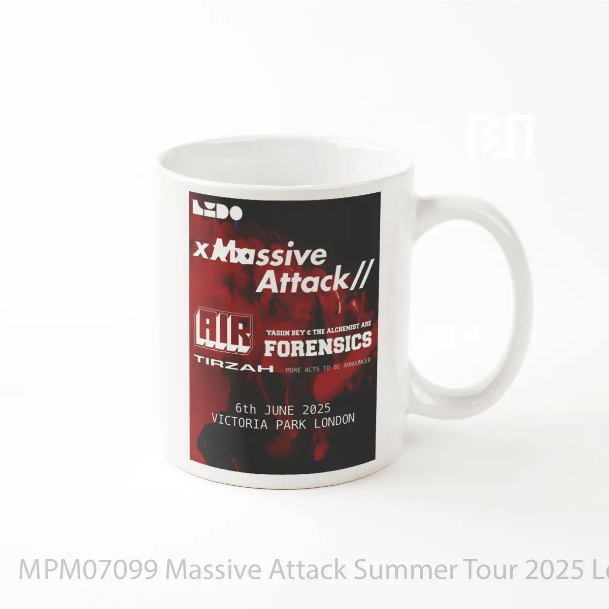 Mug Massive Attack Summer Tour 2025 London Victoria Park 6 June MPM07099