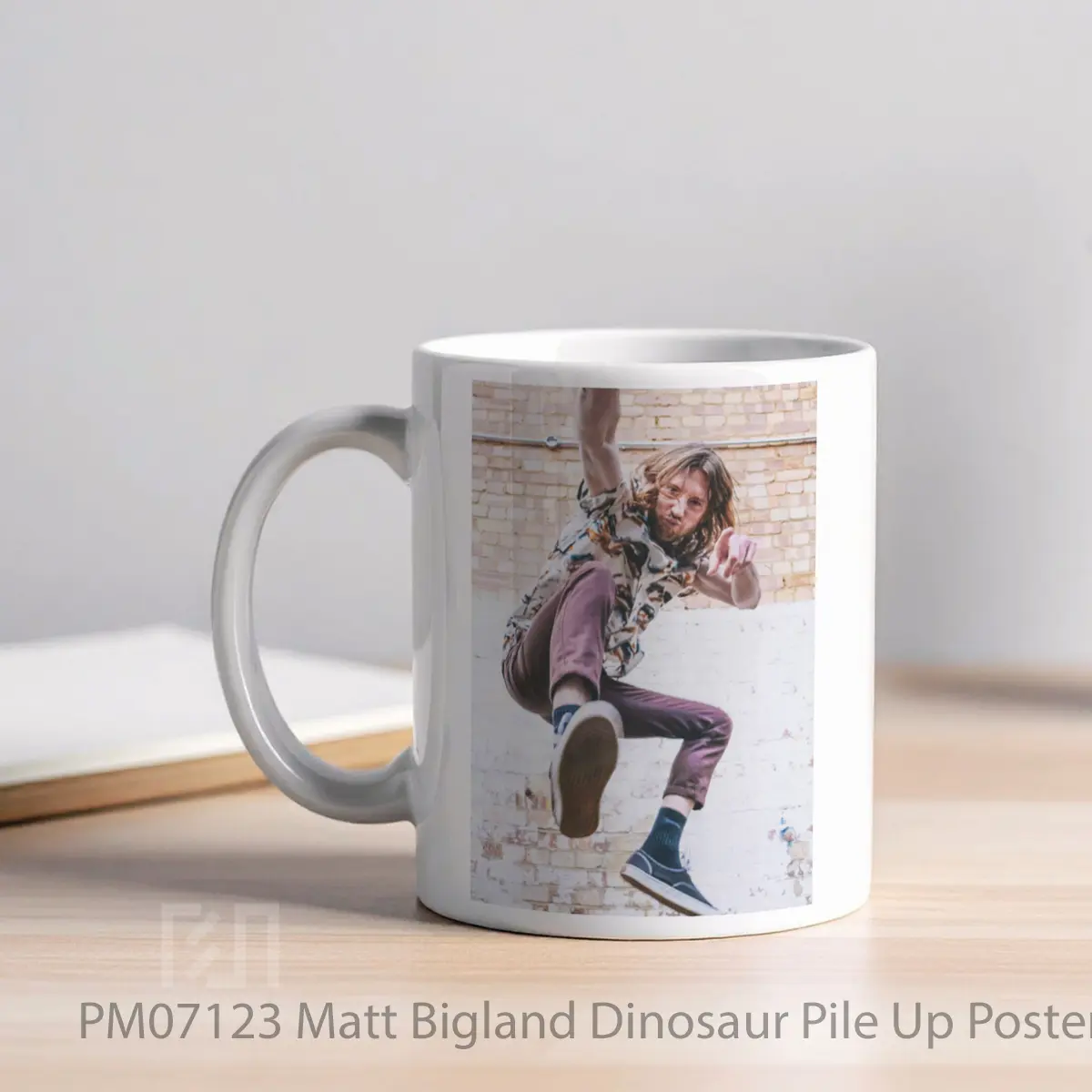 Mug Matt Bigland Dinosaur Pile Up MPM07123 - All-side / Desain