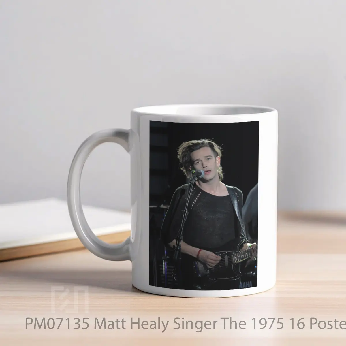 Mug Matt Healy Singer The 1975 16 MPM07135 - All-side / Desain