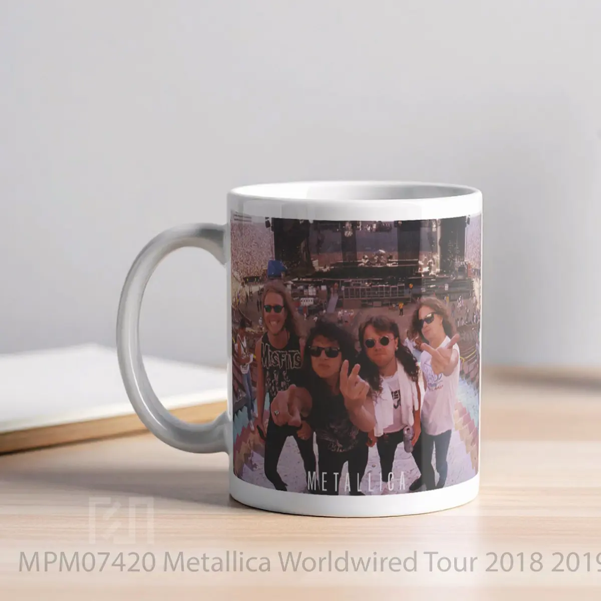 Mug Metallica Worldwired Tour 2018 2019 MPM07420 - All-side / Desain