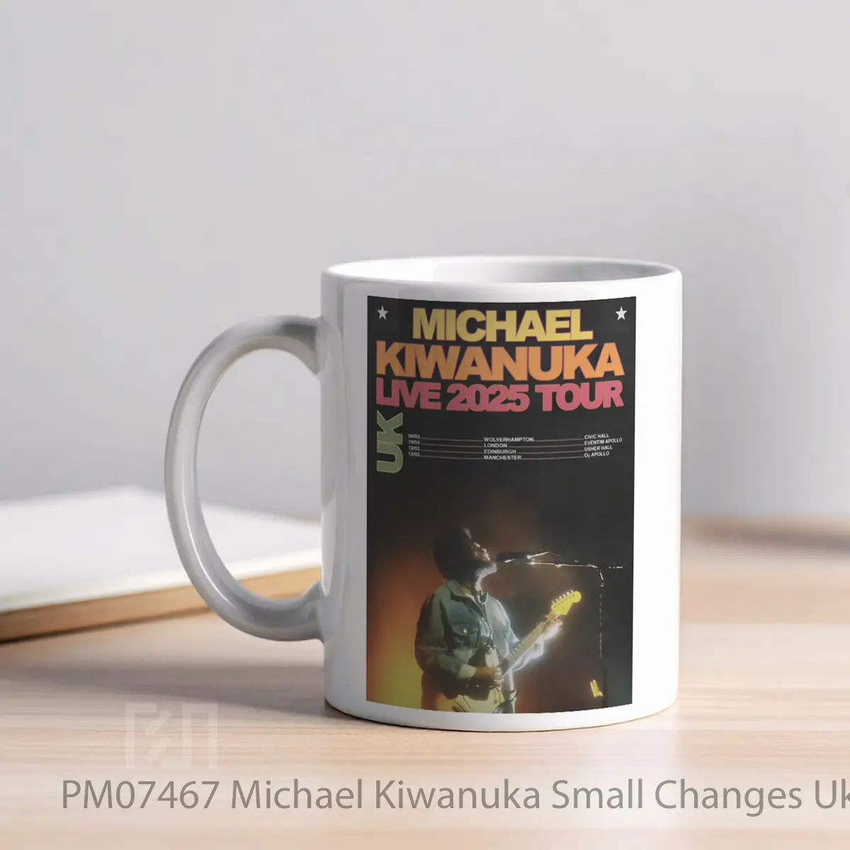 Mug Michael Kiwanuka Small Changes Uk Tour 2025 MPM07467 - All-side / Desain