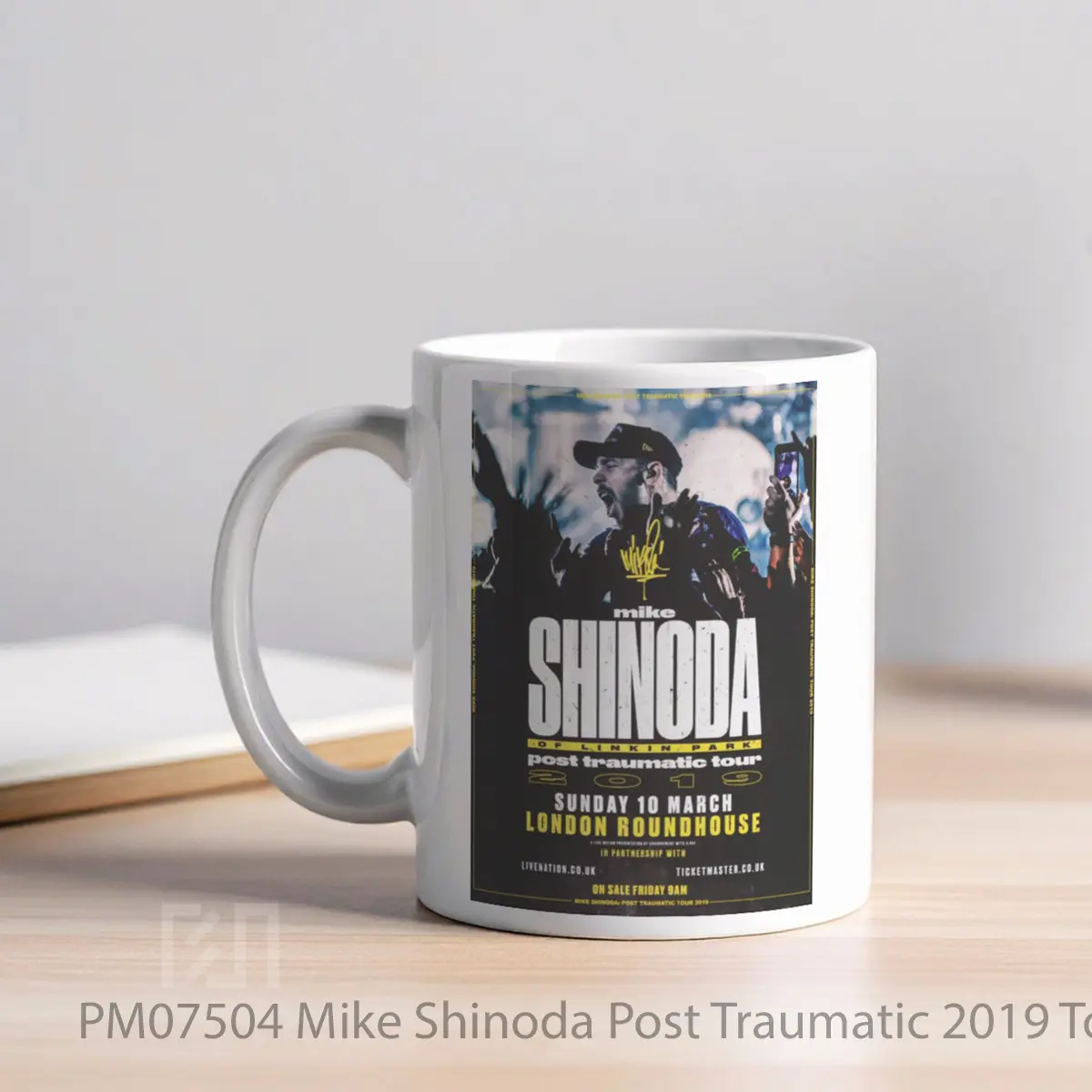 Mug Mike Shinoda Post Traumatic 2019 Tour MPM07504 - All-side / Desain