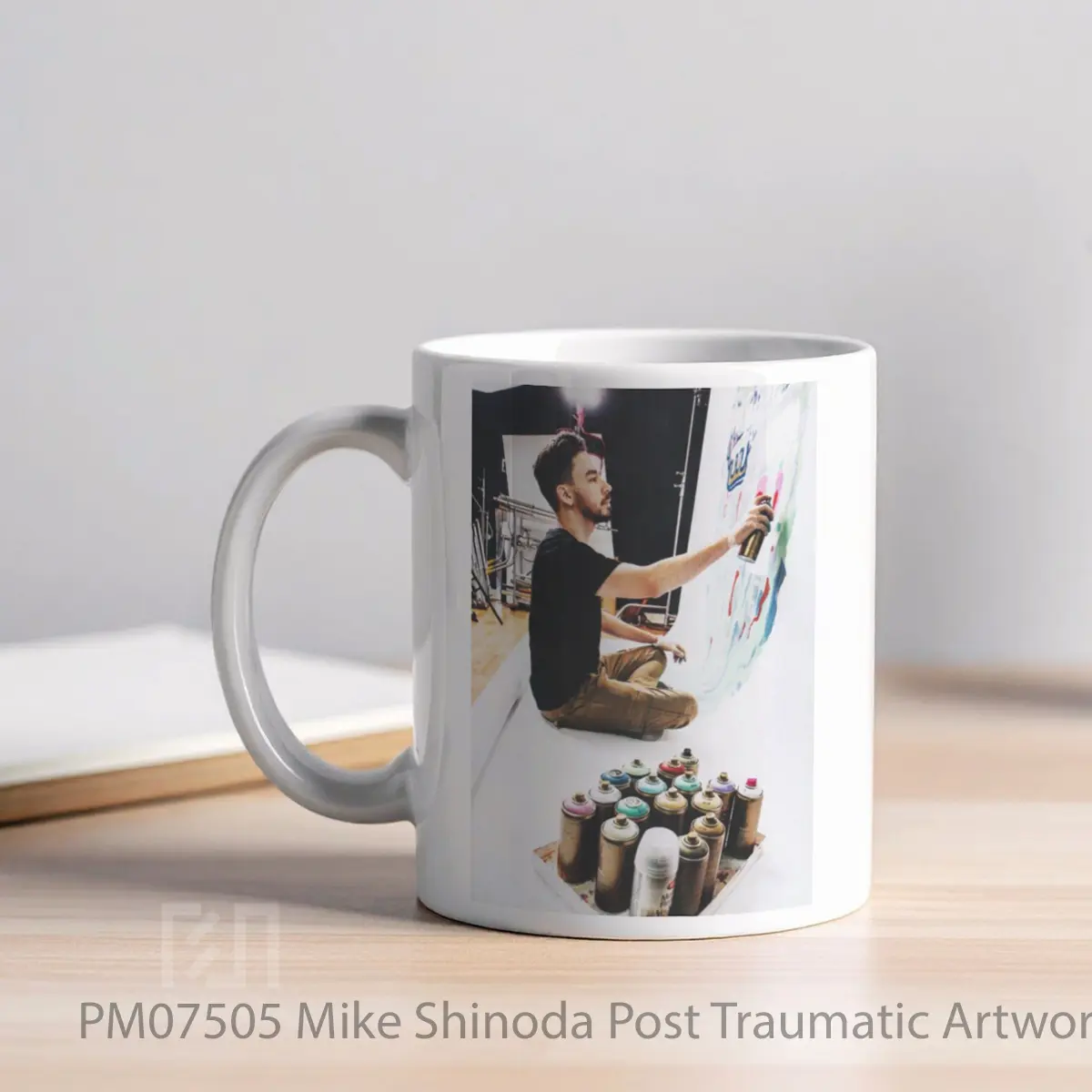 Mug Mike Shinoda Post Traumatic Artwork 1 MPM07505 - All-side / Desain