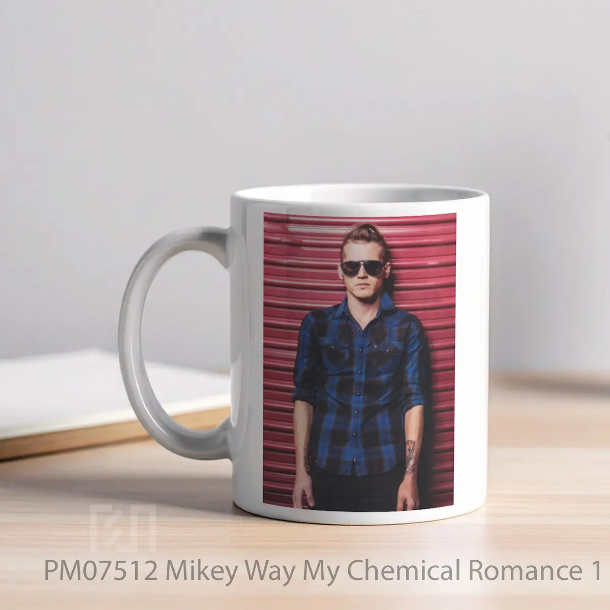 Mug Mikey Way My Chemical Romance 1 MPM07512 - All-side / Desain