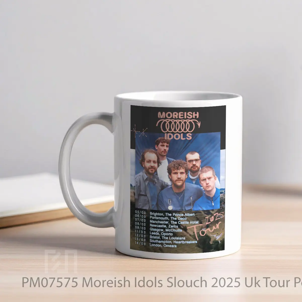 Mug Moreish Idols Slouch 2025 Uk Tour MPM07575 - All-side / Desain