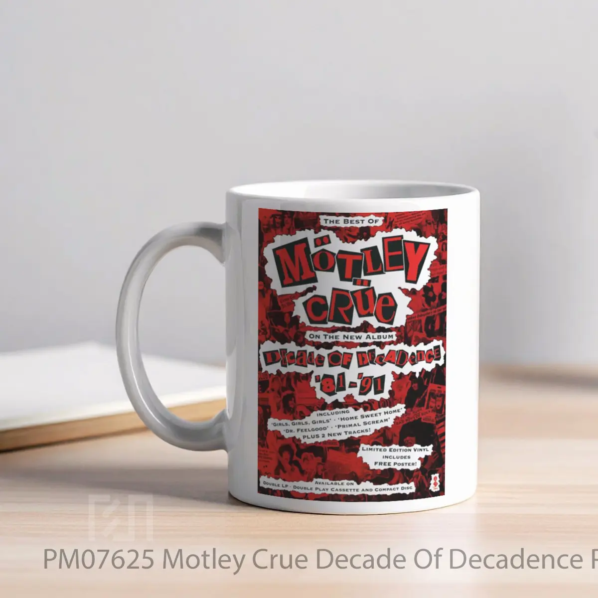Mug Motley Crue Decade Of Decadence MPM07625 - All-side / Desain