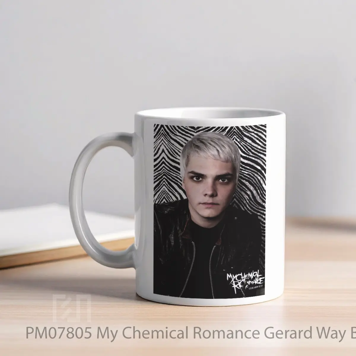 Mug My Chemical Romance Gerard Way Black Parade MPM07805 - All-side / Desain