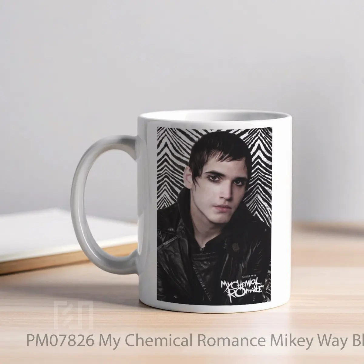 Mug My Chemical Romance Mikey Way Black Parade MPM07826 - All-side / Desain