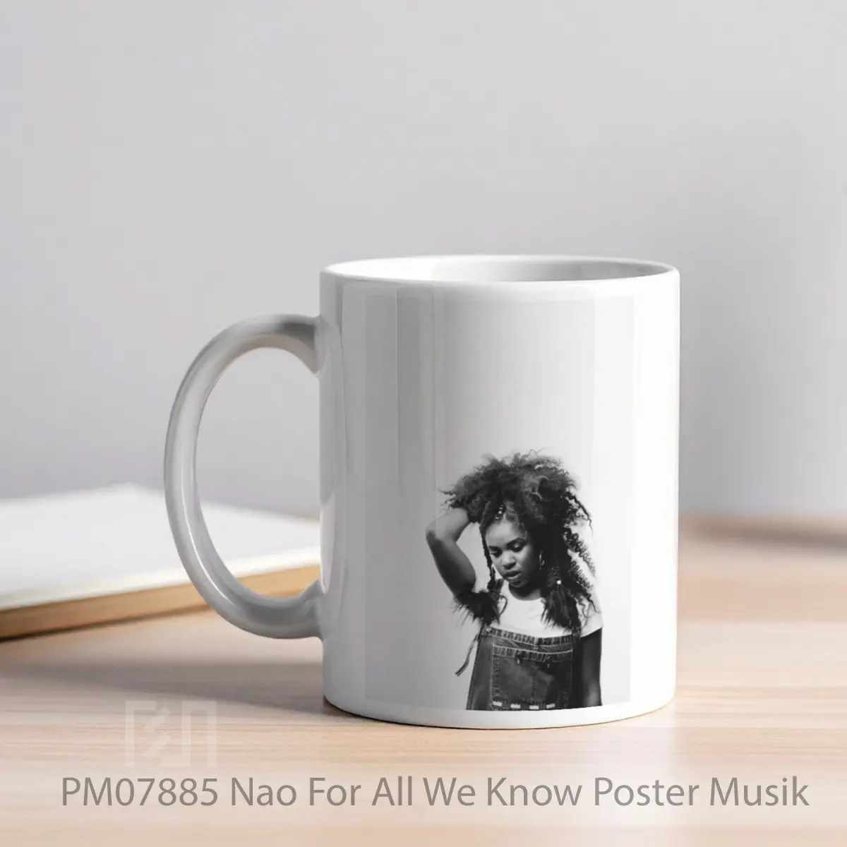 Mug Nao For All We Know MPM07885 - All-side / Desain