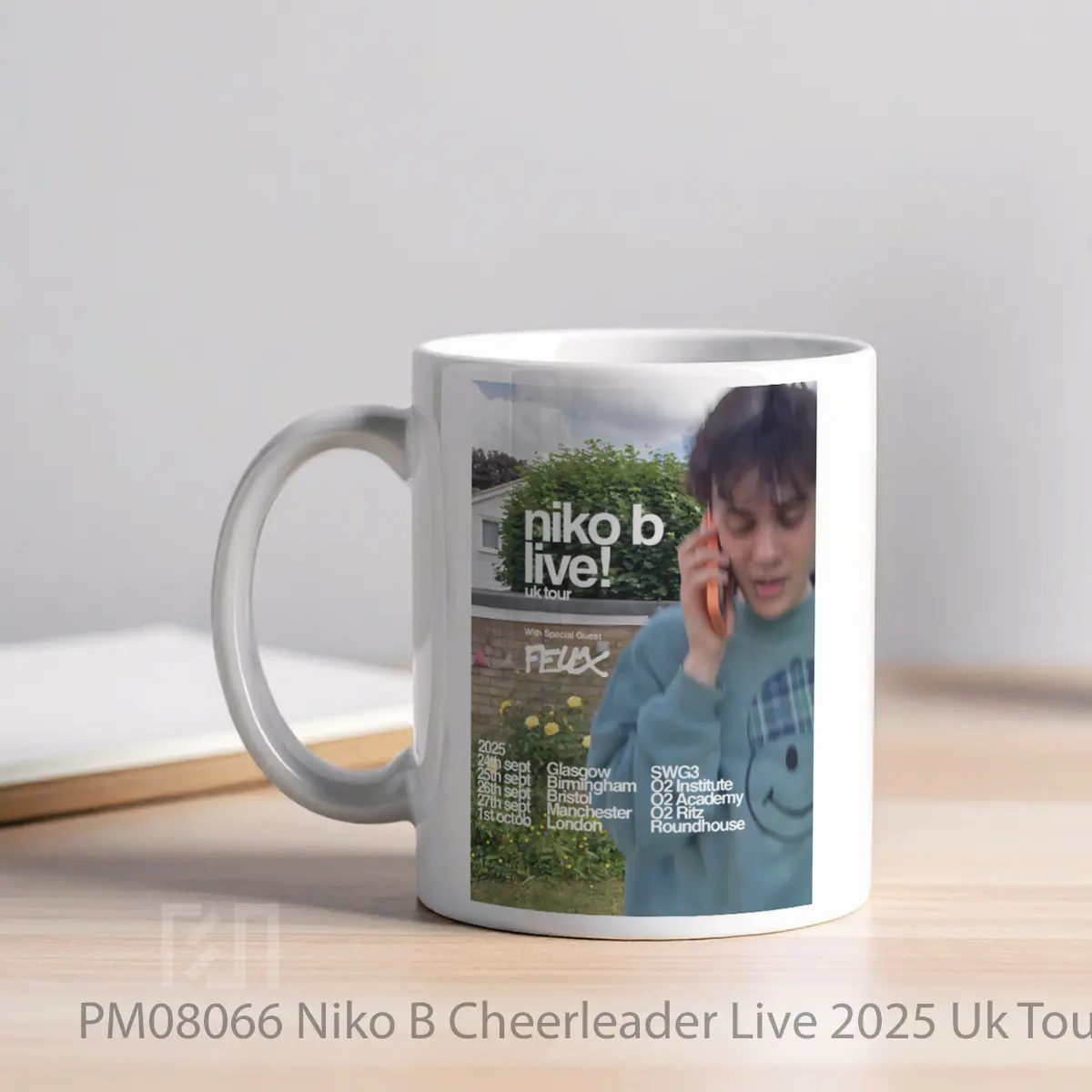 Mug Niko B Cheerleader Live 2025 Uk Tour MPM08066 - All-side / Desain