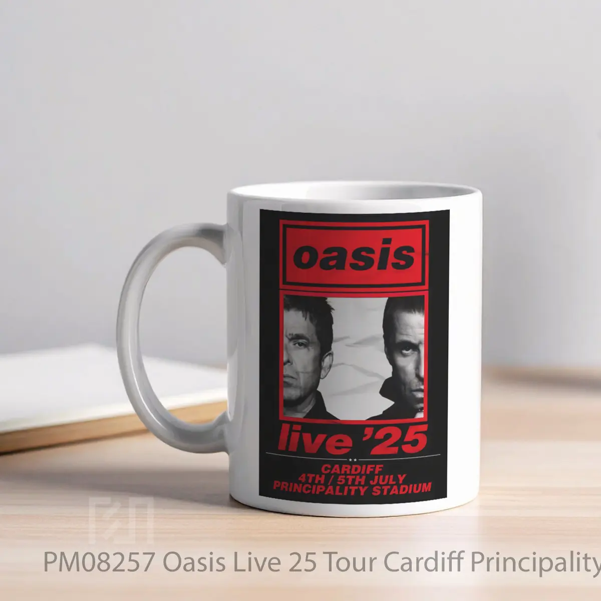 Mug Oasis Live 25 Tour Cardiff Principality Stadium MPM08257 - All-side / Desain