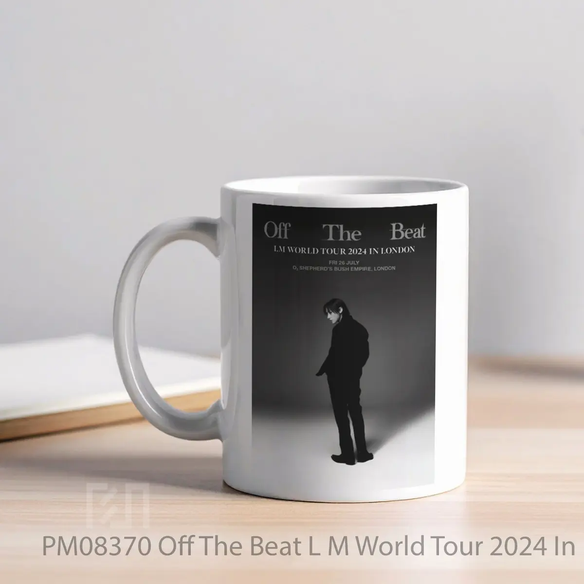 Mug Off The Beat L M World Tour 2024 In London MPM08370 - All-side / Desain
