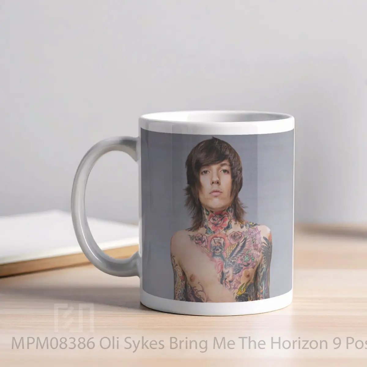 Mug Oli Sykes Bring Me The Horizon 9 MPM08386 - All-side / Desain