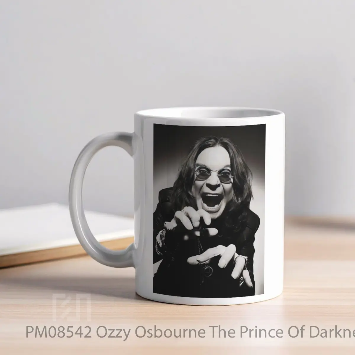 Mug Ozzy Osbourne The Prince Of Darkness MPM08542 - All-side / Desain