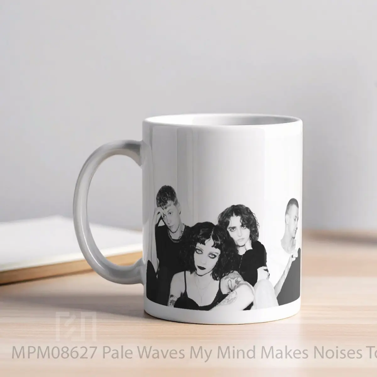 Mug Pale Waves My Mind Makes Noises Tour MPM08627 - All-side / Desain
