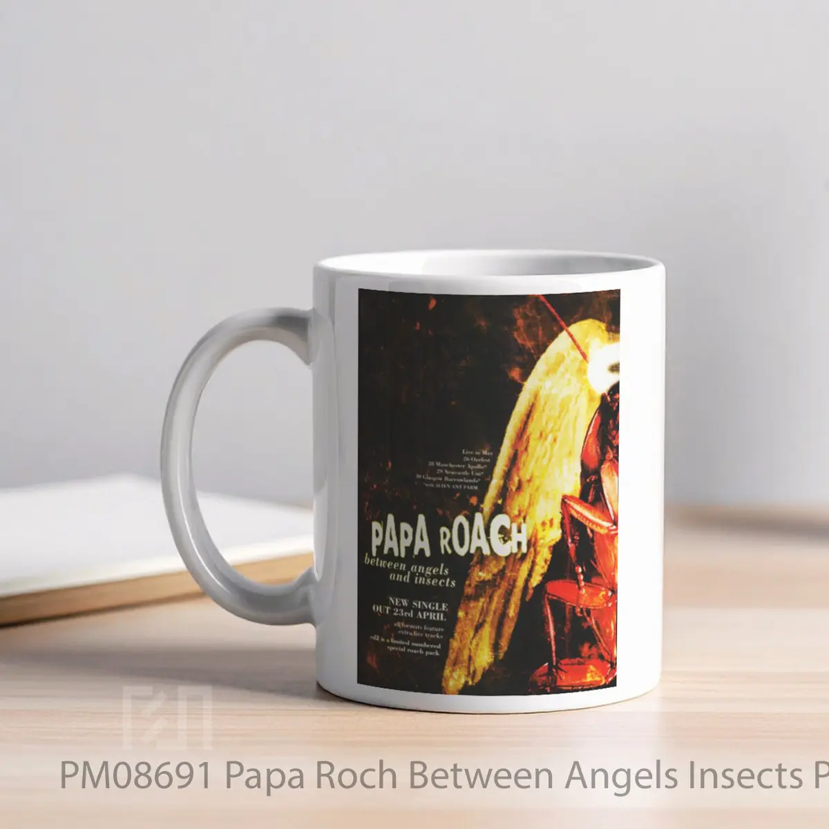 Mug Papa Roch Between Angels Insects MPM08691 - All-side / Desain