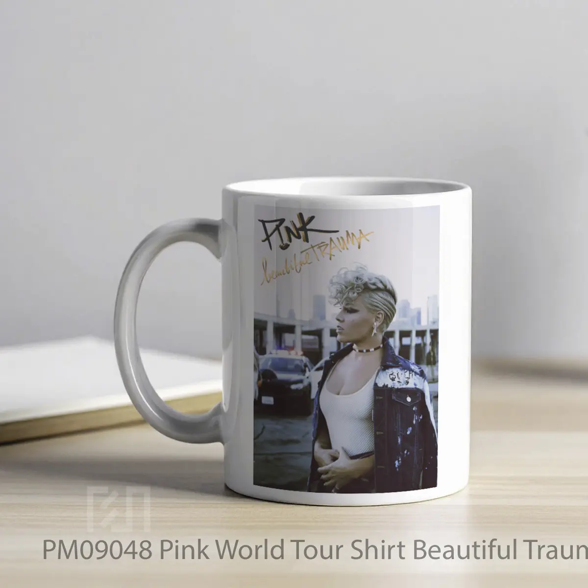 Mug Pink World Tour Shirt Beautiful Trauma 201 MPM09048 - All-side / Desain