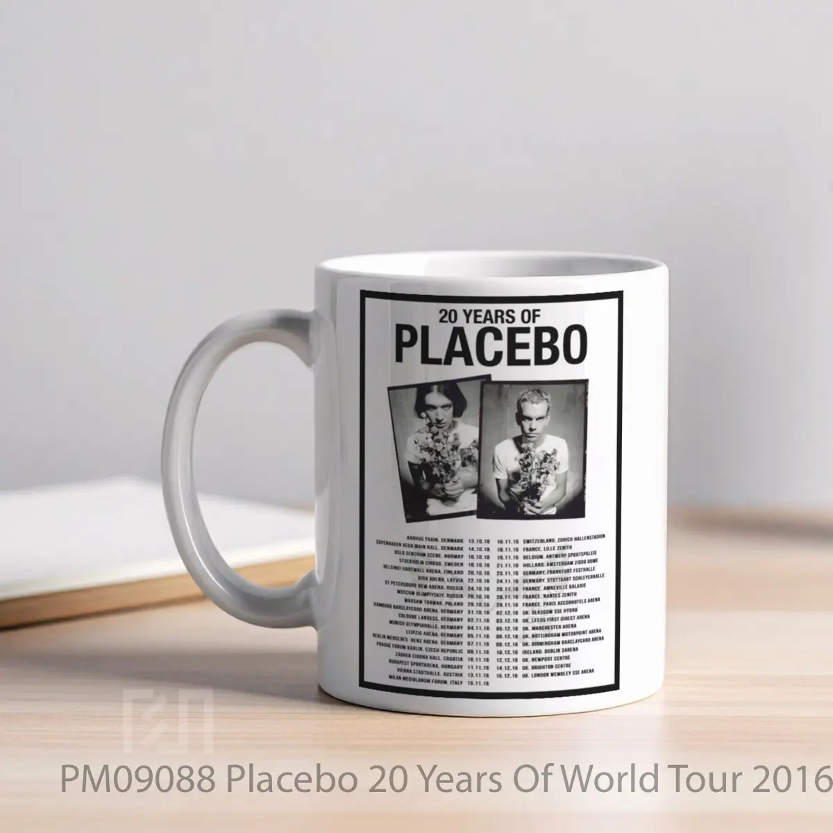 Mug Placebo 20 Years Of World Tour 2016 MPM09088 - All-side / Desain
