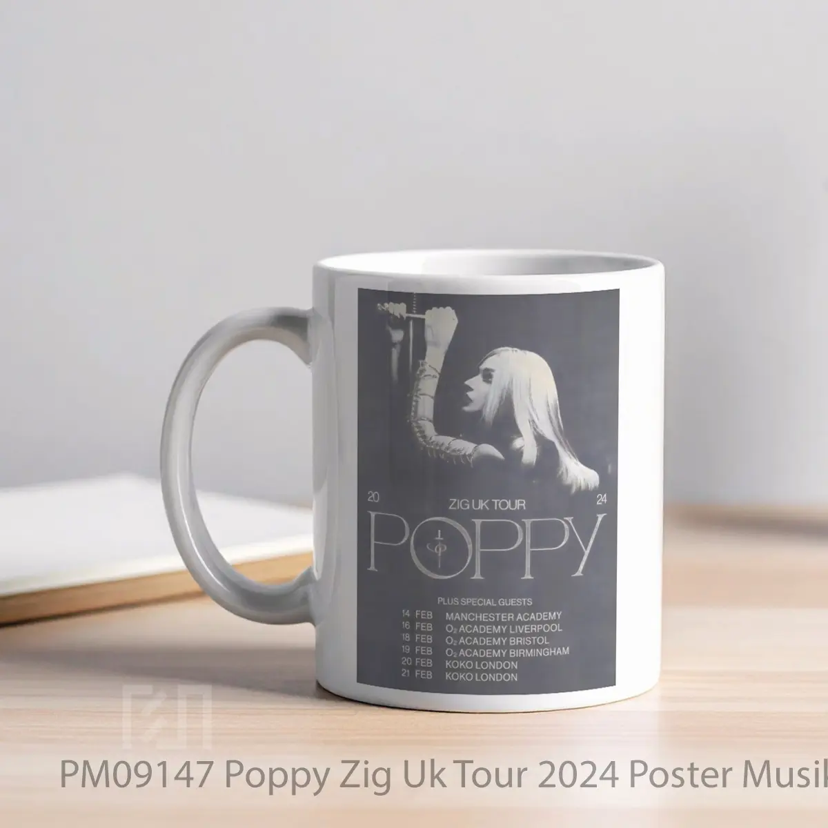 Mug Poppy Zig Uk Tour 2024 MPM09147 - All-side / Desain