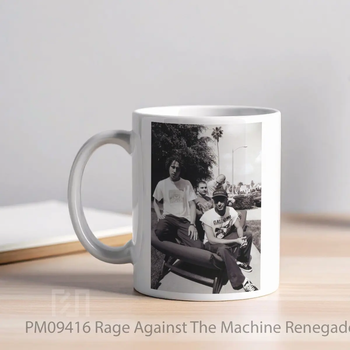 Mug Rage Against The Machine Renegades Print 1 MPM09416 - All-side / Desain