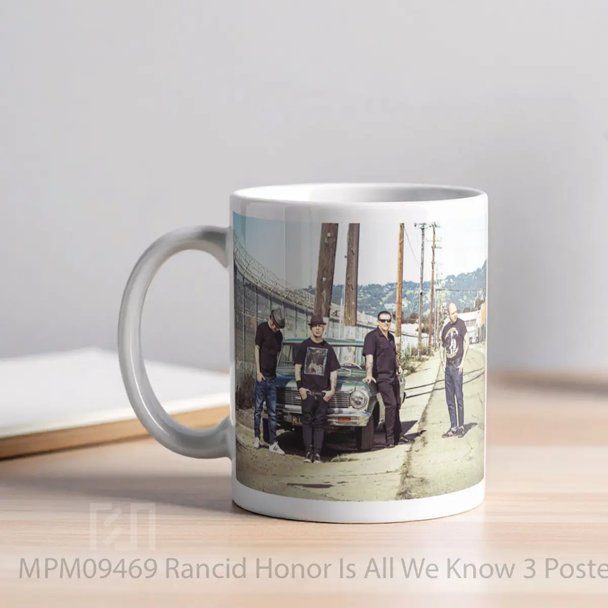 Mug Rancid Honor Is All We Know 3 MPM09469 - All-side / Desain