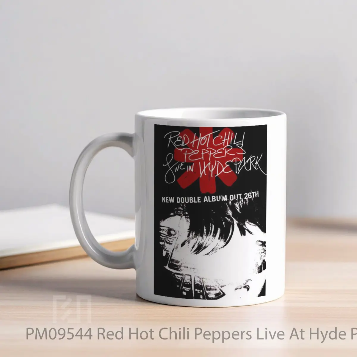Mug Red Hot Chili Peppers Live At Hyde Park MPM09544 - All-side / Desain