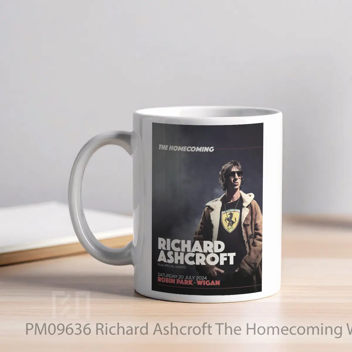 Mug Richard Ashcroft The Homecoming Wigan Robin Park July 2024 MPM09636 - All-side / Desain