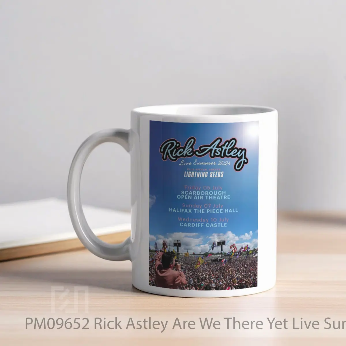 Mug Rick Astley Are We There Yet Live Summer 2024 Uk MPM09652 - All-side / Desain