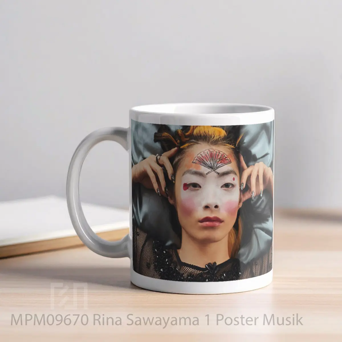 Mug Rina Sawayama 1 MPM09670 - All-side / Desain