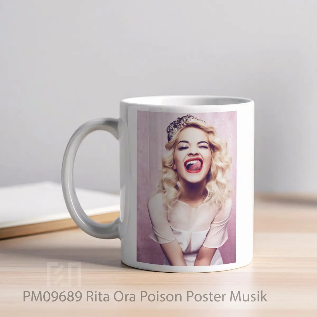 Mug Rita Ora Poison MPM09689 - All-side / Desain